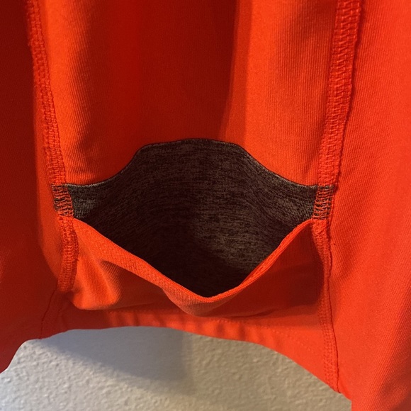 Mondetta Performance Gear workout tank top size medium - Picture 4 of 4